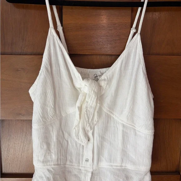 Japna White Gauze Tie-Front Spaghetti Strap Camisole - Picture 2 of 7